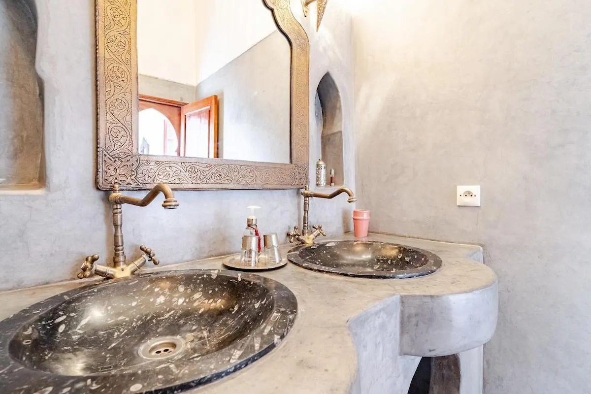 Superbe Riad En Exclusivite B&B Marrakesh Apartment
